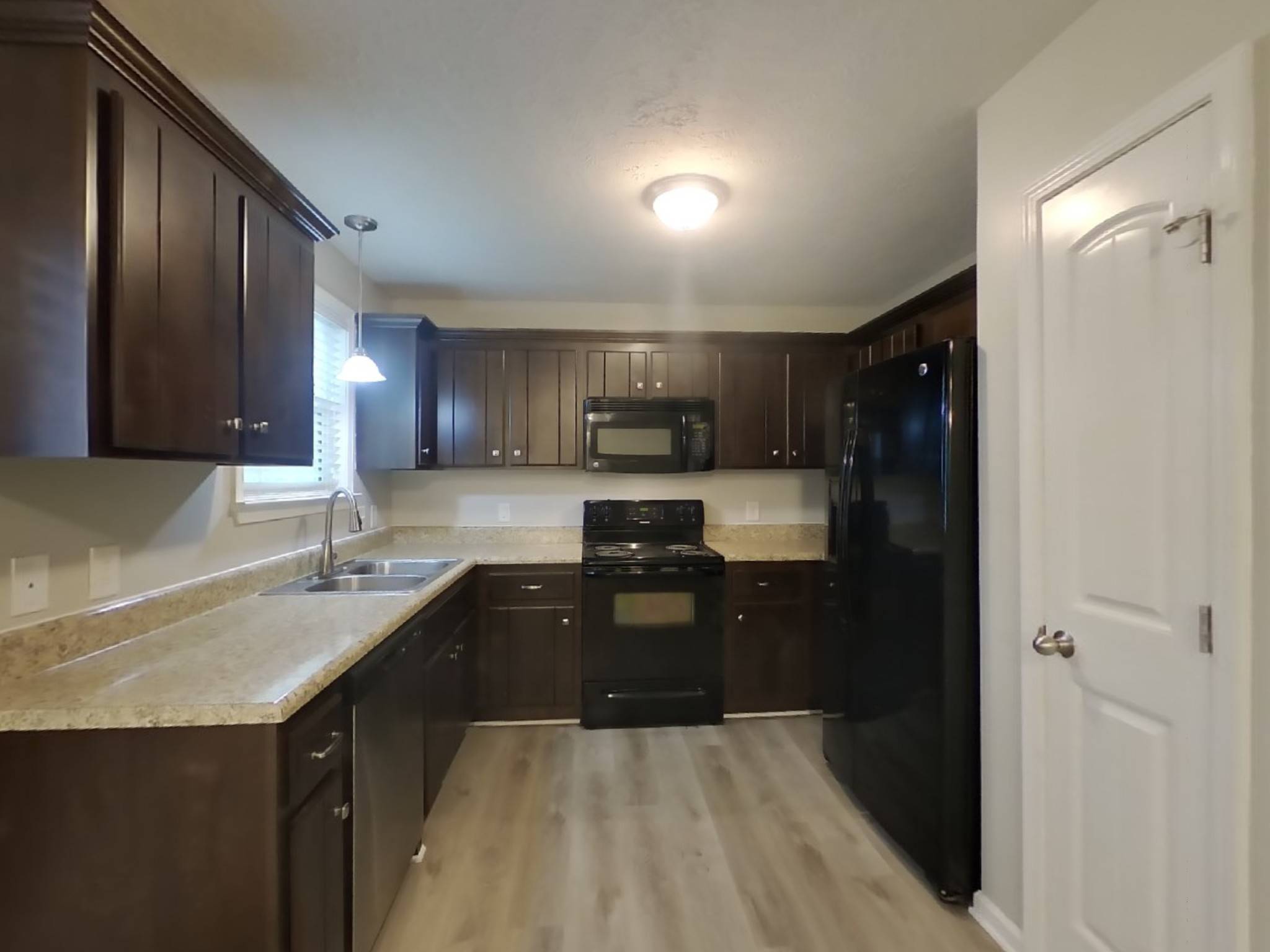 La Vergne, TN 37086,1867 Moonlight Dr