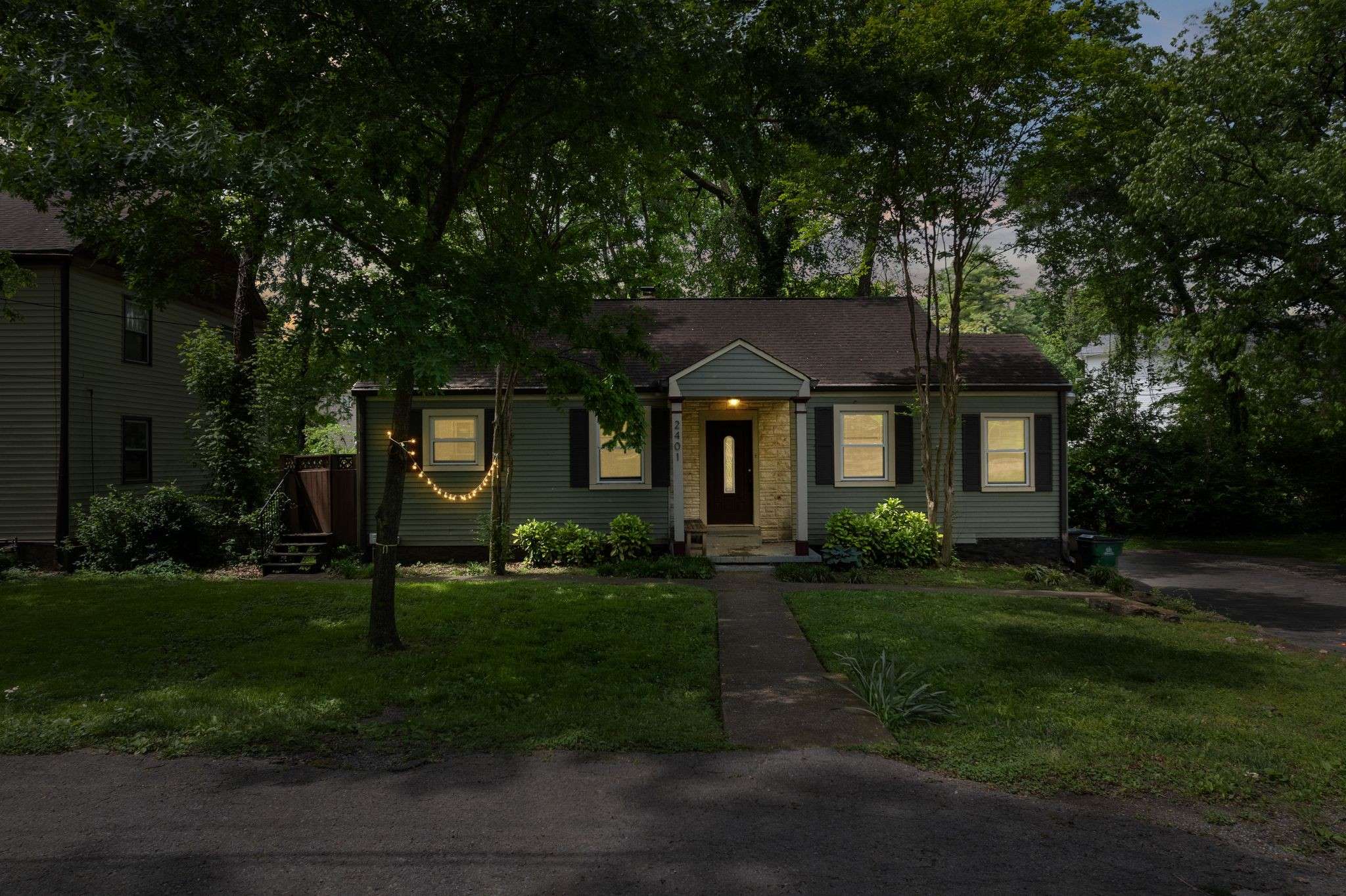 Nashville, TN 37204,2401 Vaulx Ln