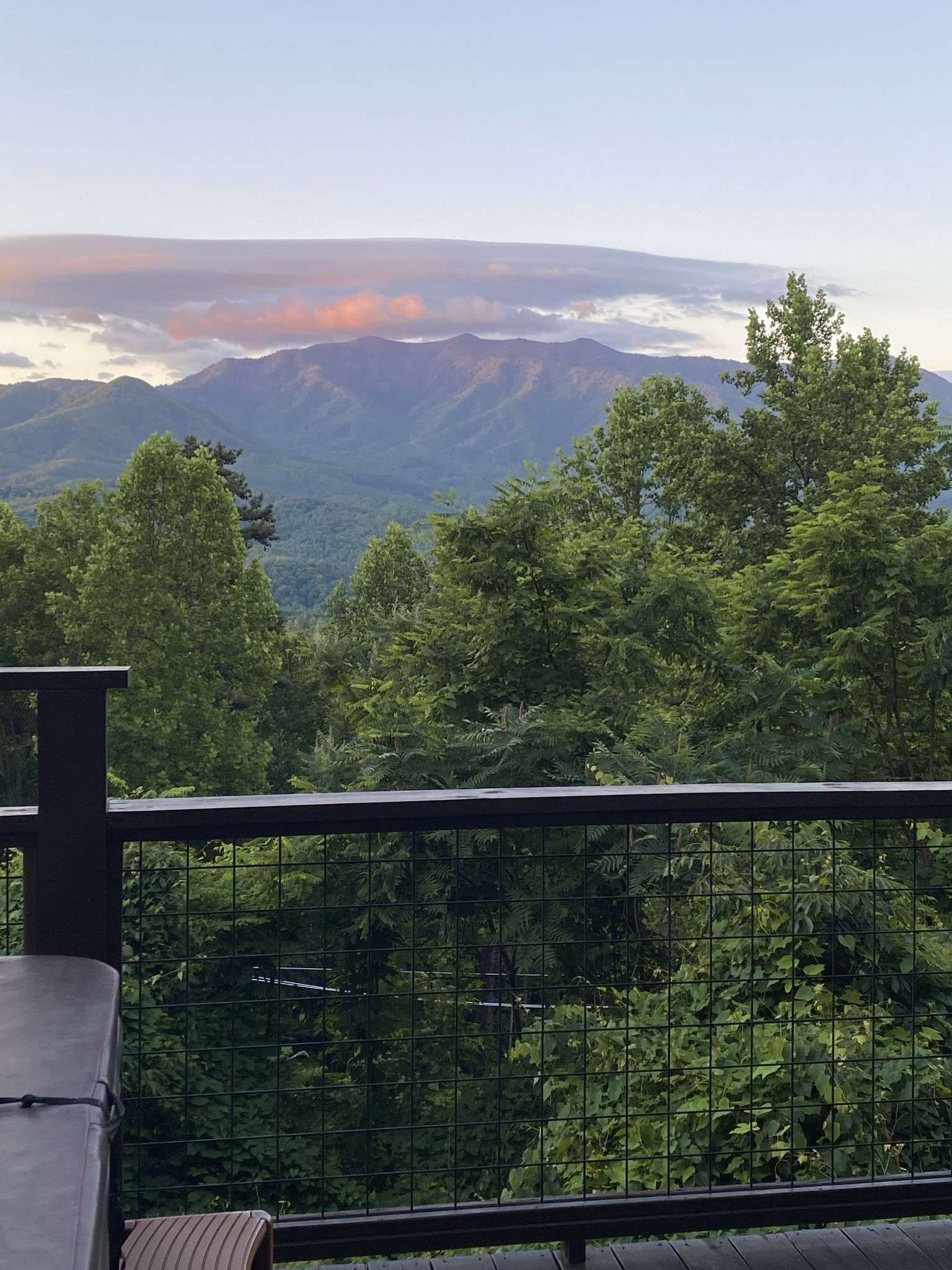 Gatlinburg, TN 37738,933 E Foothills Dr