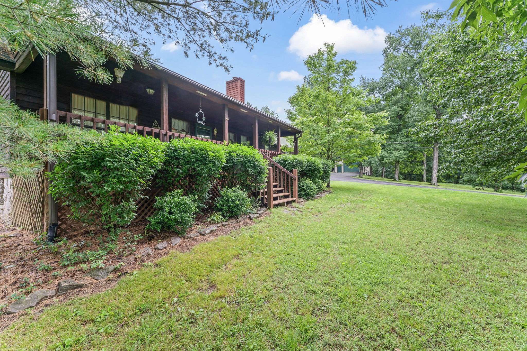 Bell Buckle, TN 37020,626 Coop Rd