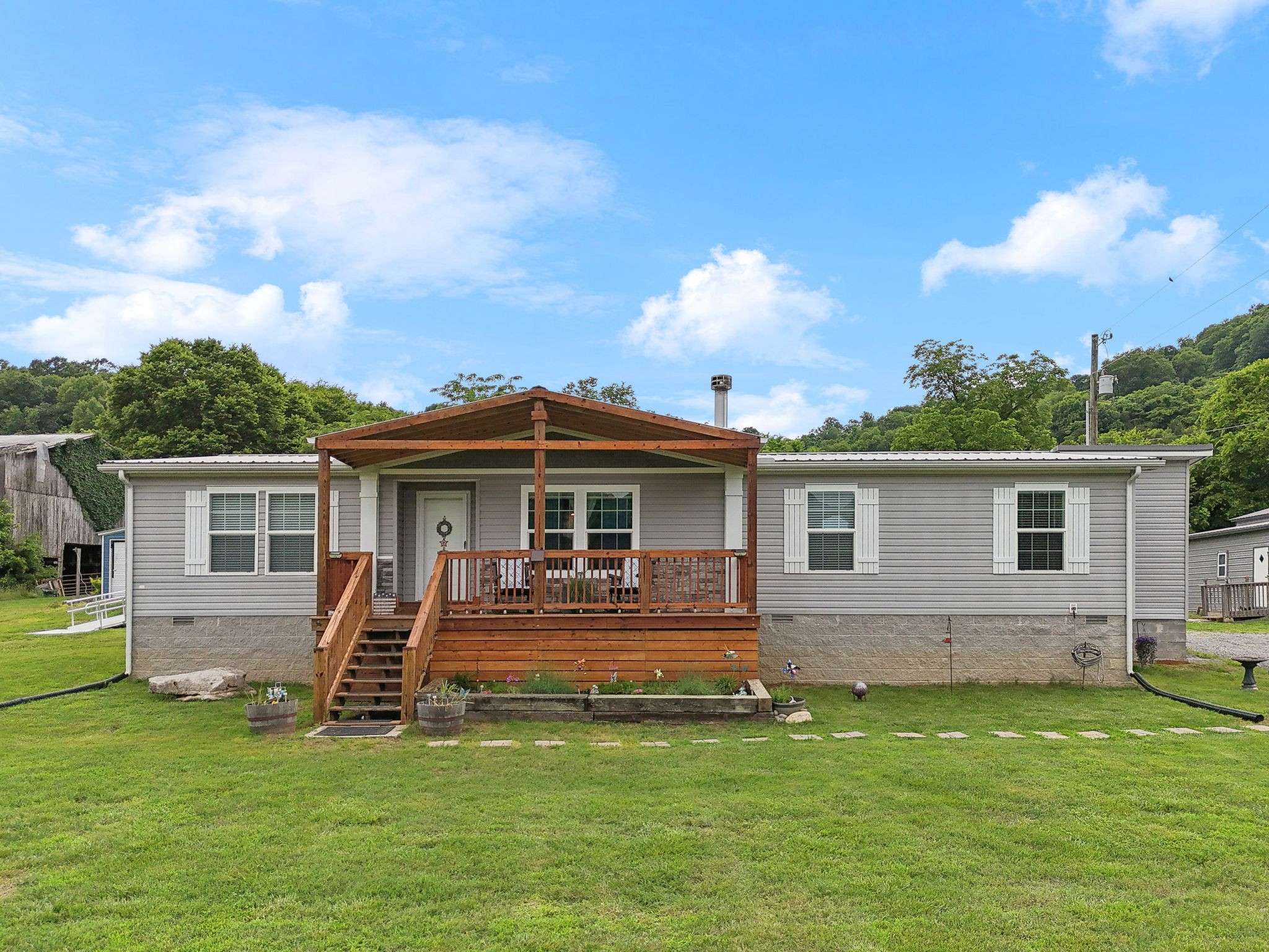 Carthage, TN 37030,13 Duke Hollow Ln