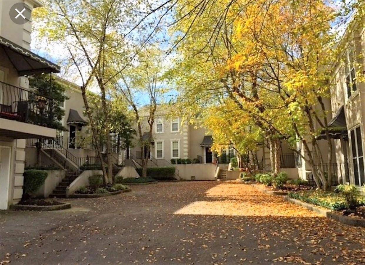 Nashville, TN 37212,106 Saint Charles Pl