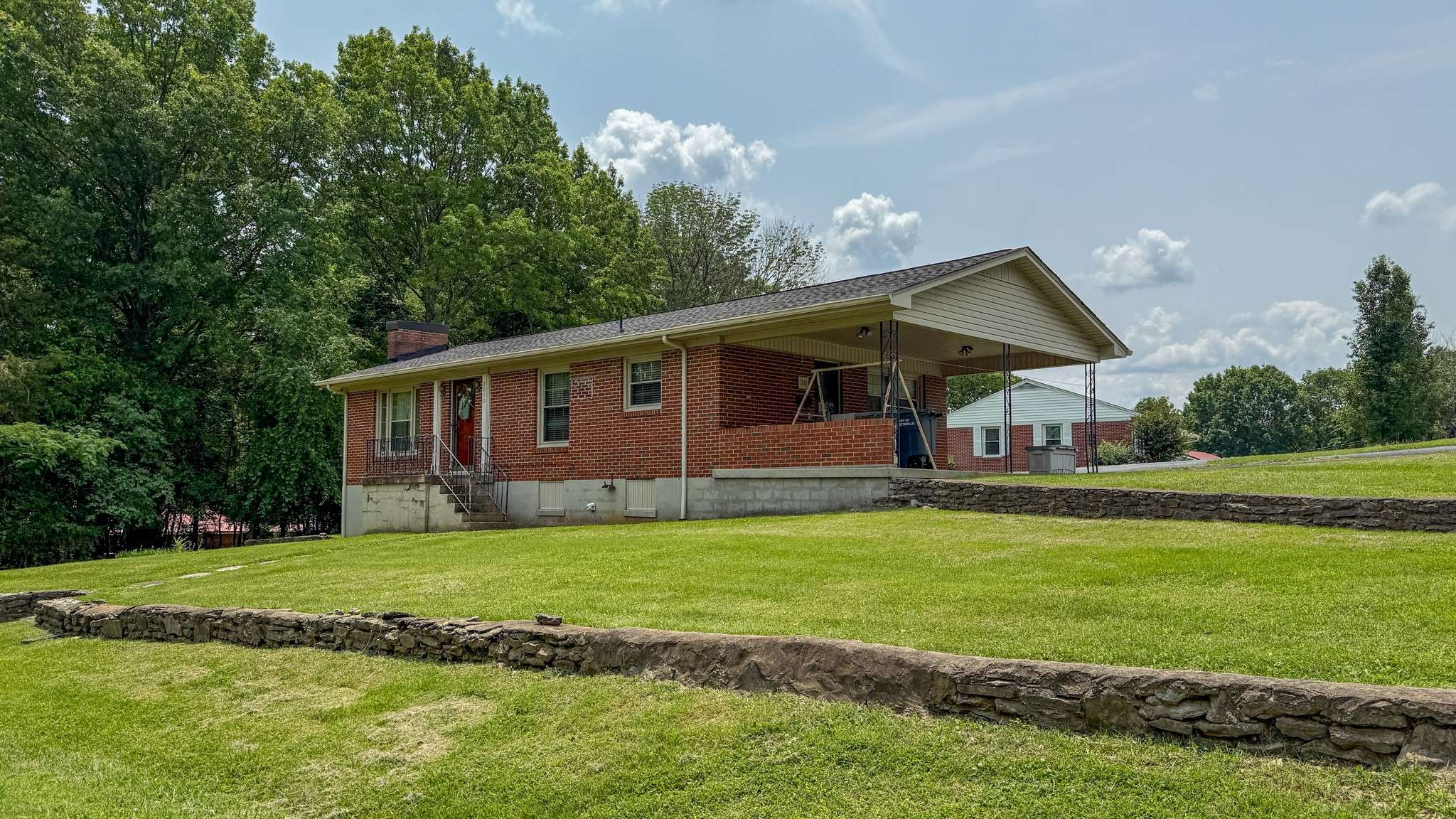 Fayetteville, TN 37334,2010 Hillcrest St