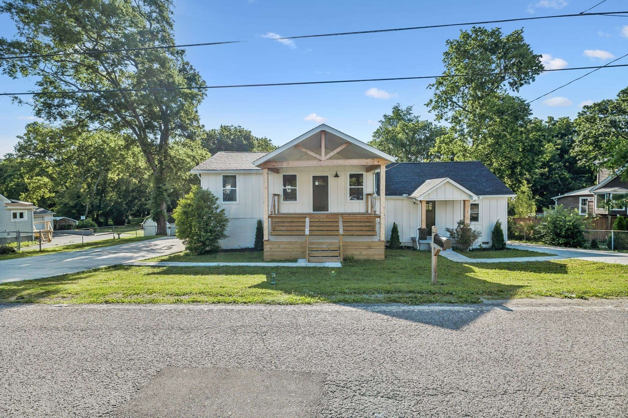 Madison, TN 37115,849 Denson Ave