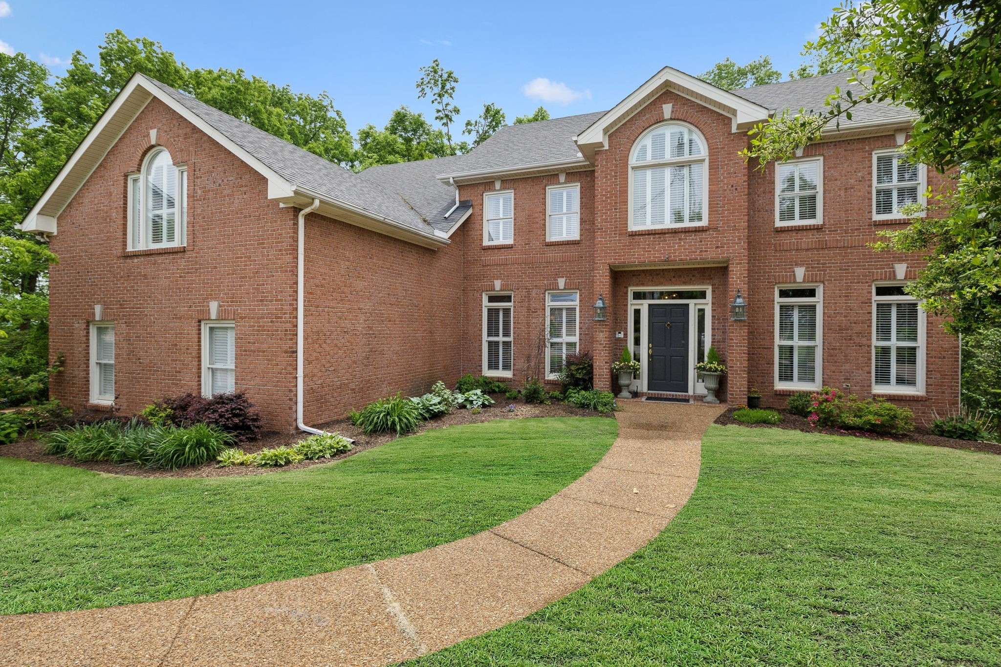 Nashville, TN 37221,6781 Autumnwood Dr
