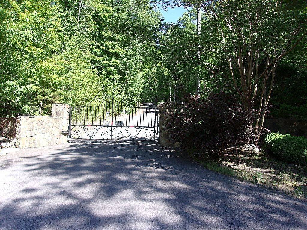 Whitesburg, TN 37891,37 five oaks circle