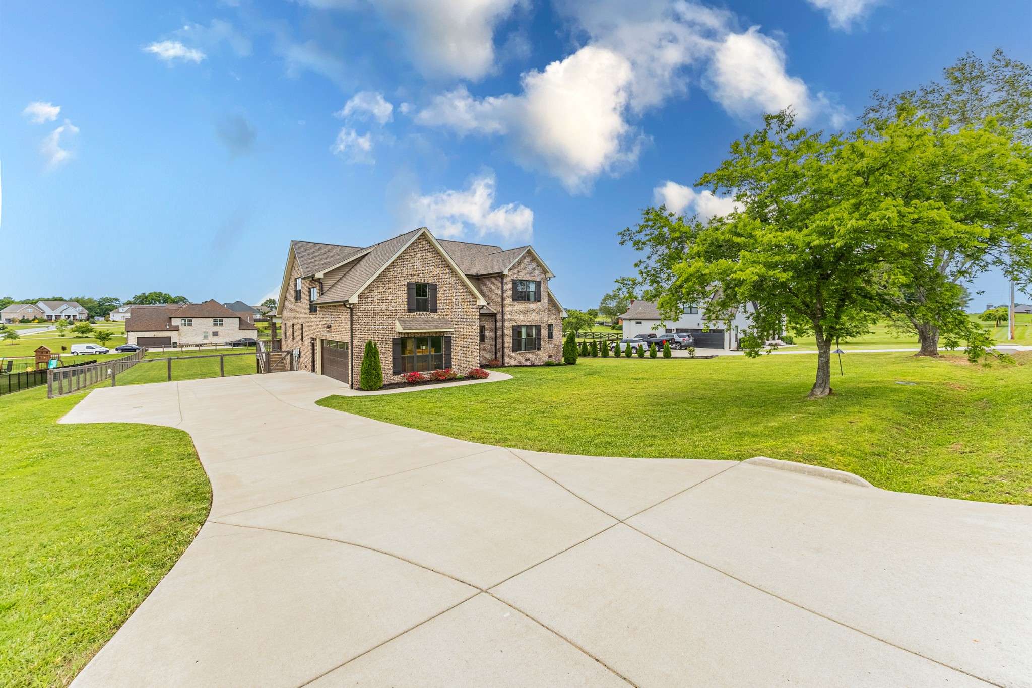 Portland, TN 37148,746 N Russell St