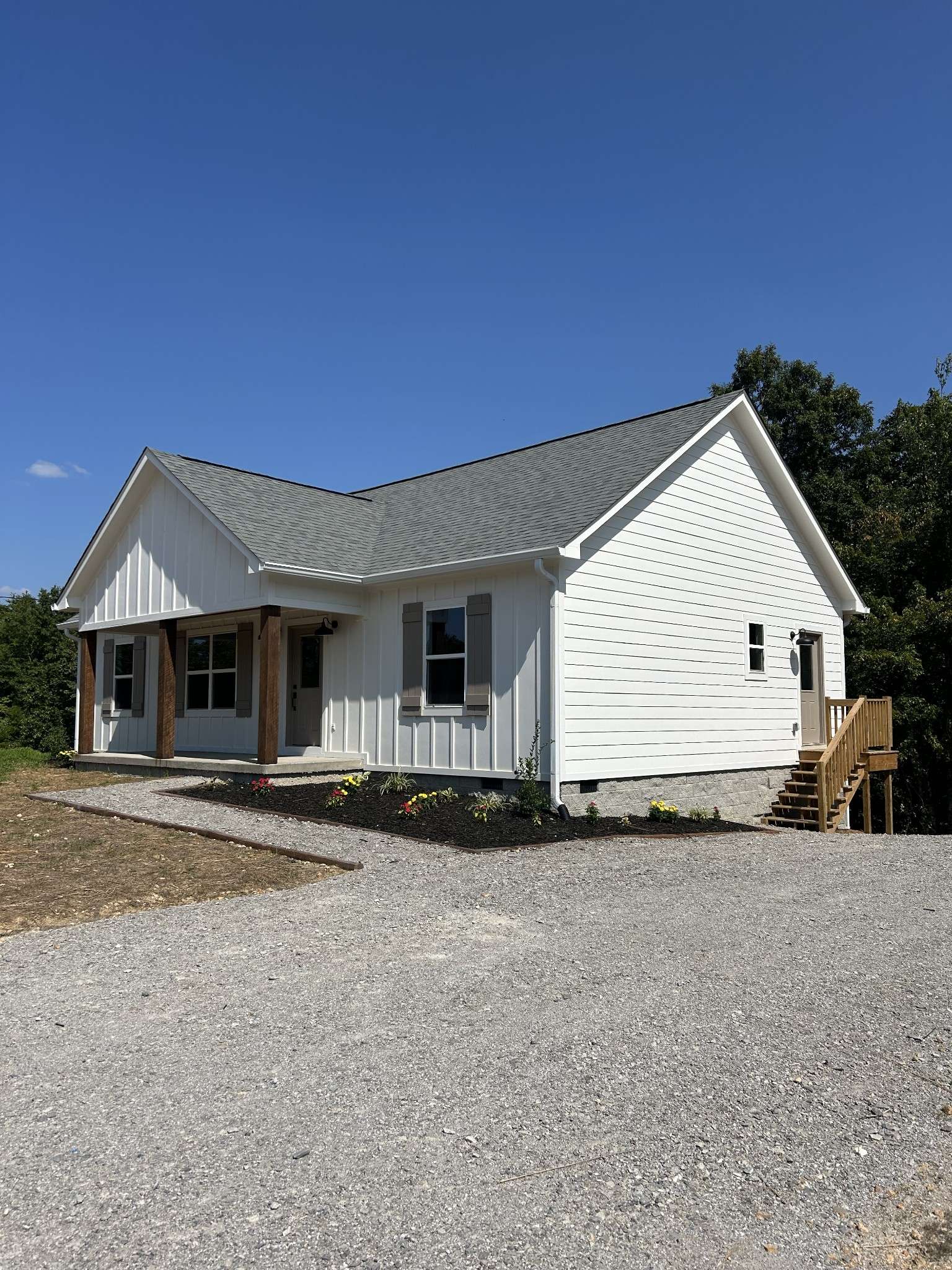 Pulaski, TN 38478,5708 Little Dry Creek Rd