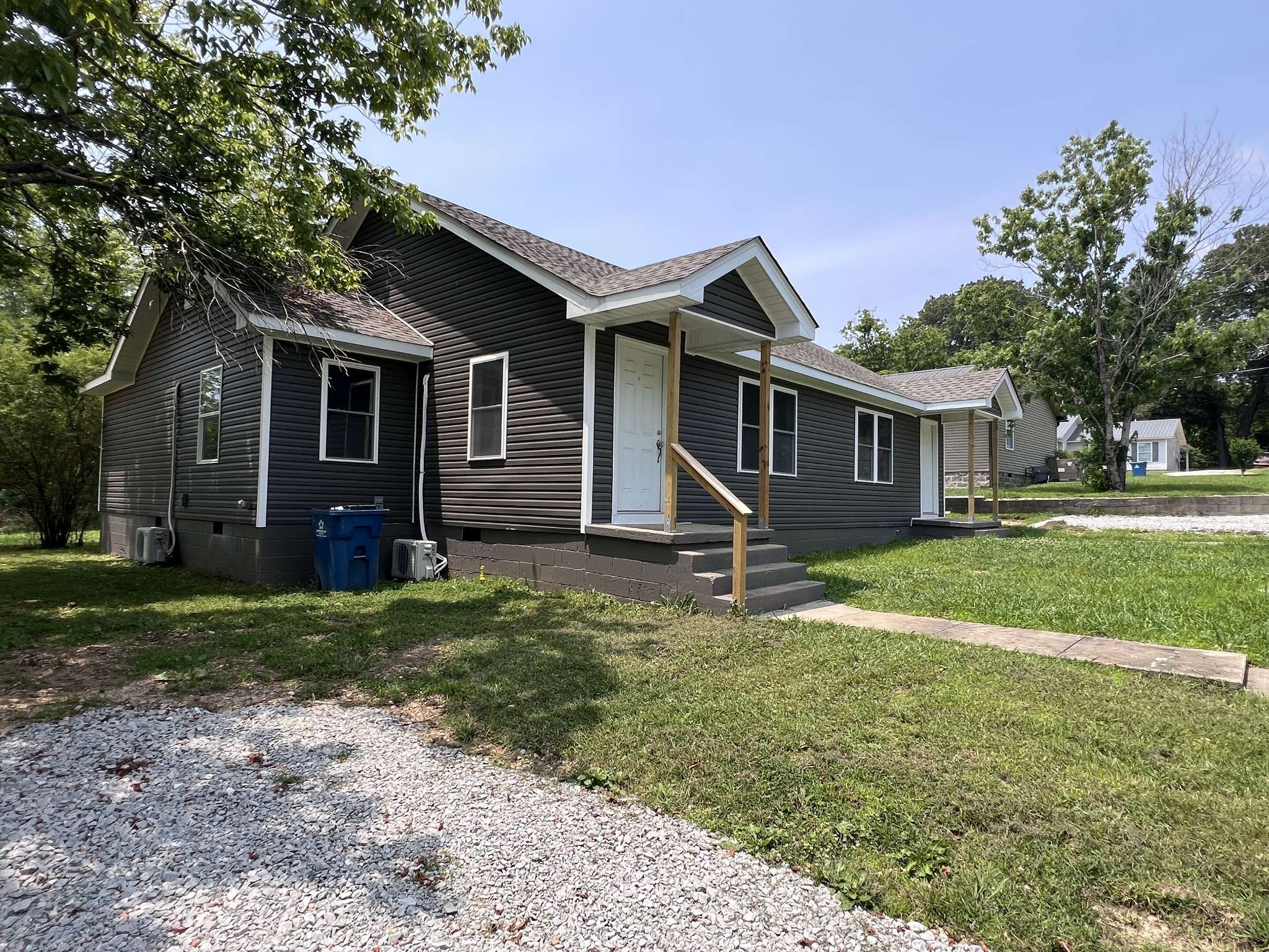 Camden, TN 38320,119 Maple Ave
