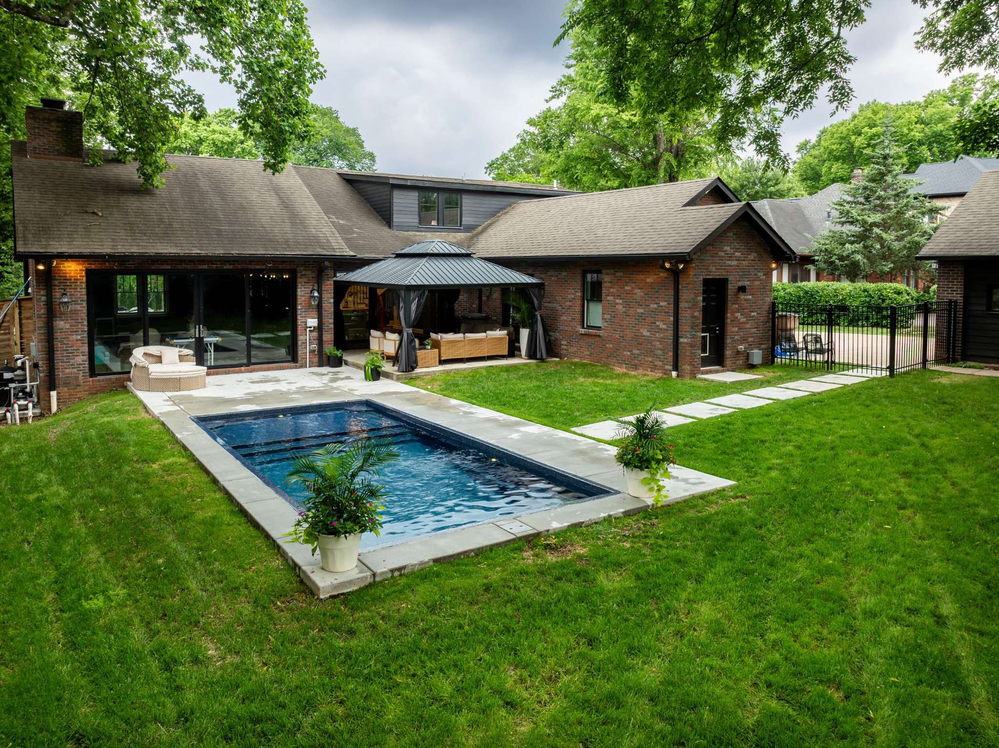 Nashville, TN 37215,1702 Stokes Ln