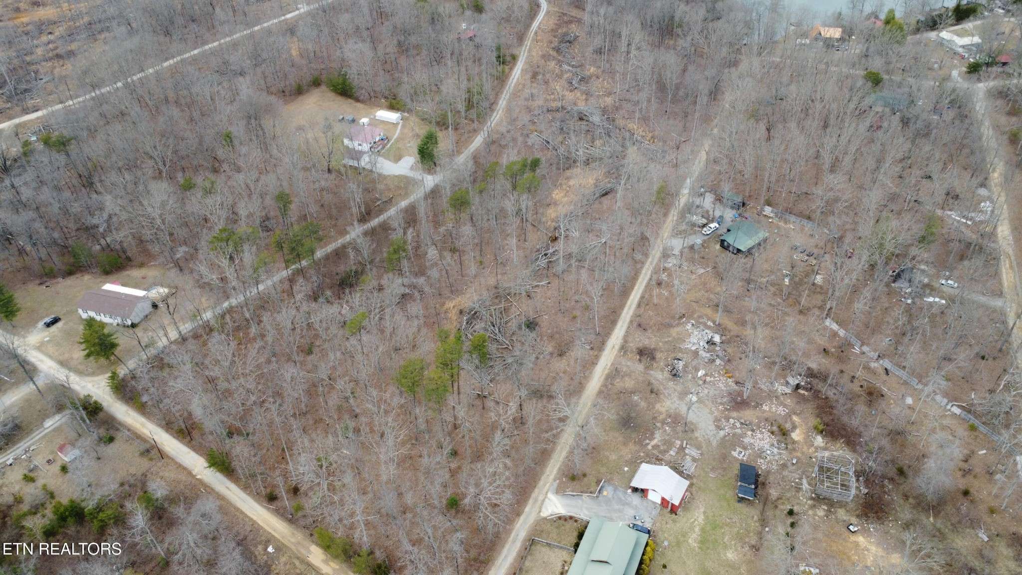 Crossville, TN 38572,21 Linda St