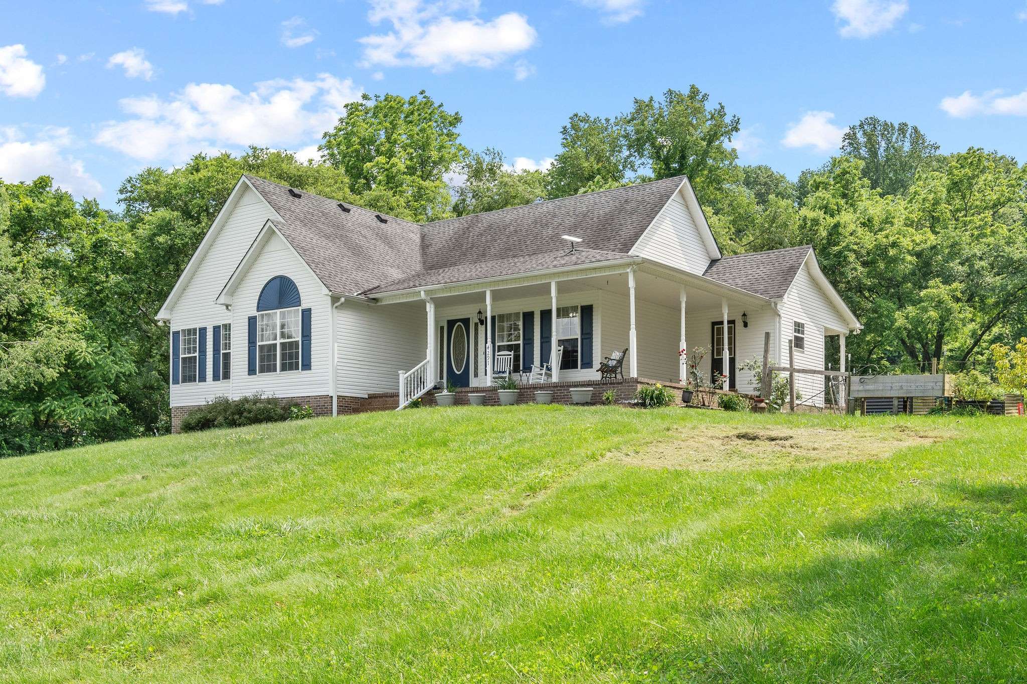 Santa Fe, TN 38482,4291 Skelley Rd