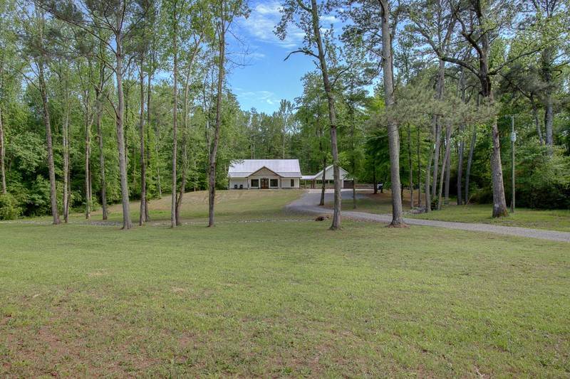 Guntersville, AL 35976,136 Anderson Dr