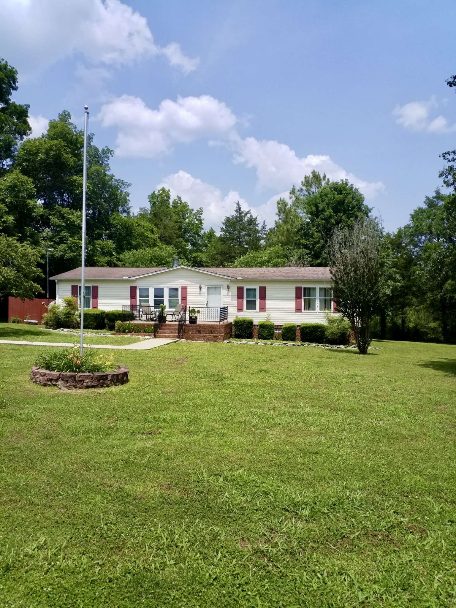 Lebanon, TN 37090,42 Paradise Hills Ln