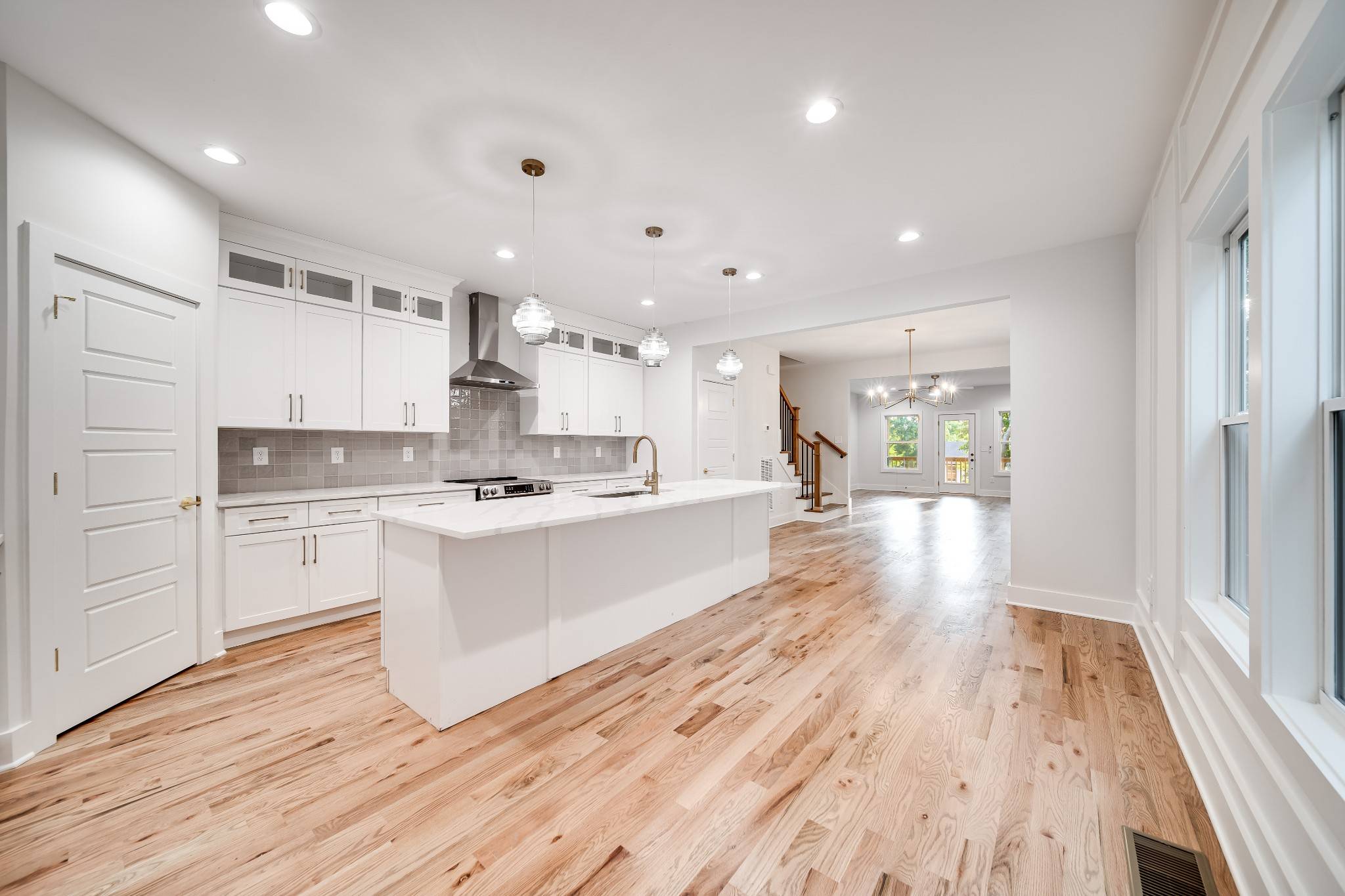 Nashville, TN 37216,2118B Burns St