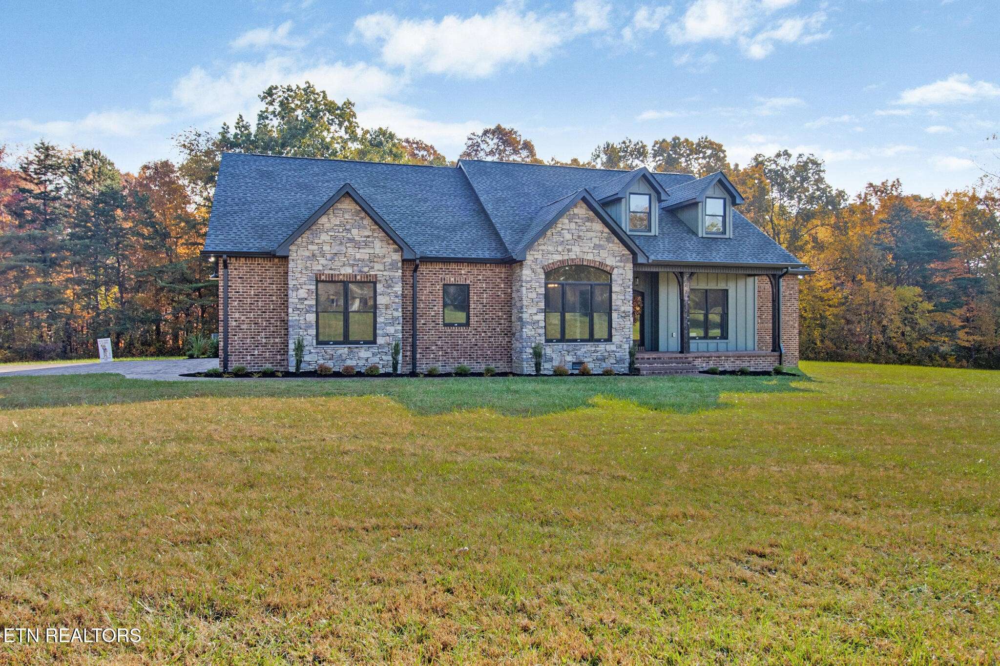Jamestown, TN 38556,114 Hutchinson Drive