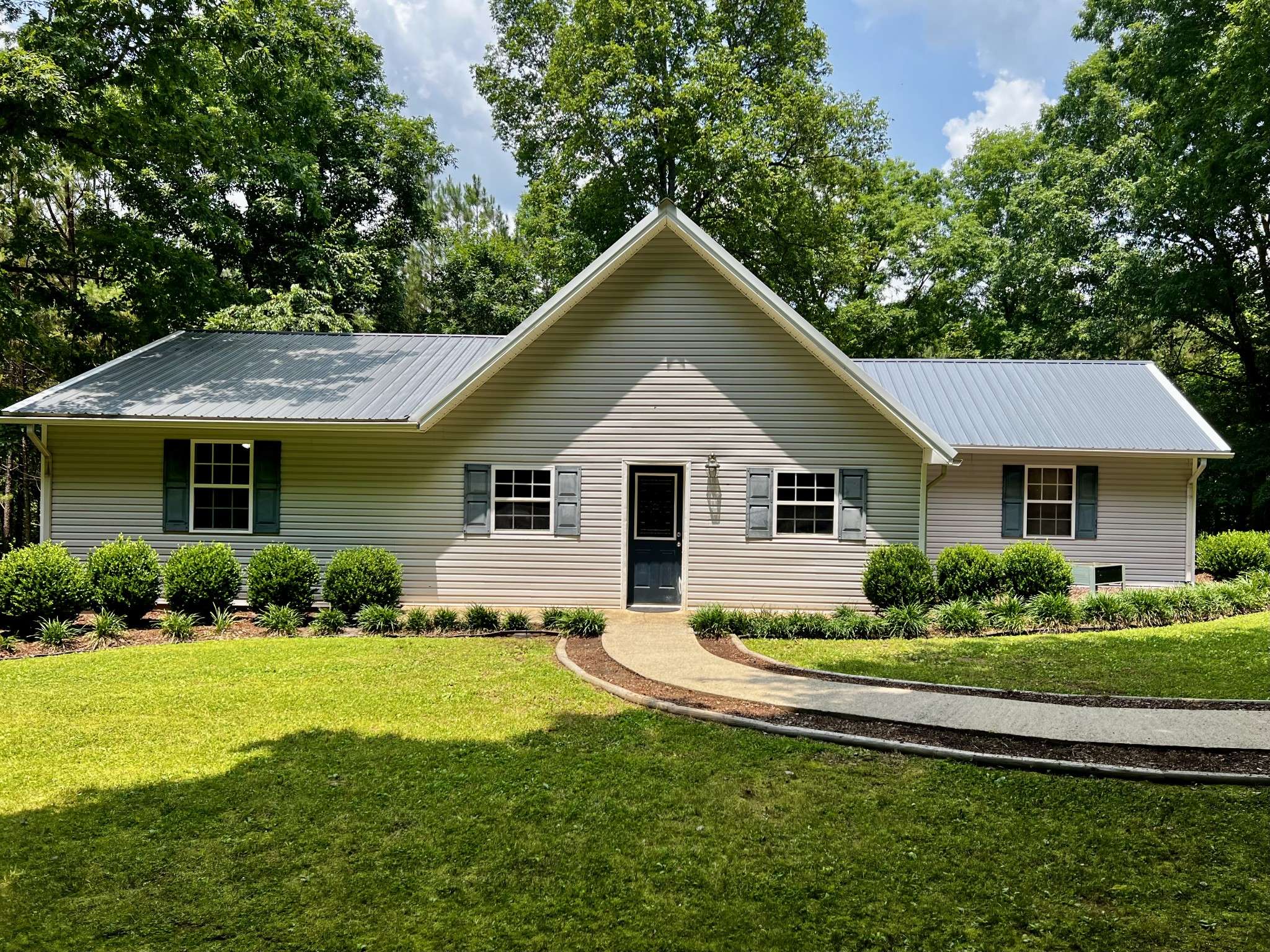 Lawrenceburg, TN 38464,25 W Adkins Ln