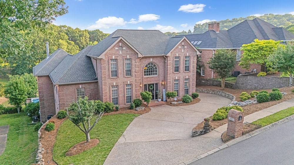 Hendersonville, TN 37075,107 Spy Glass Way