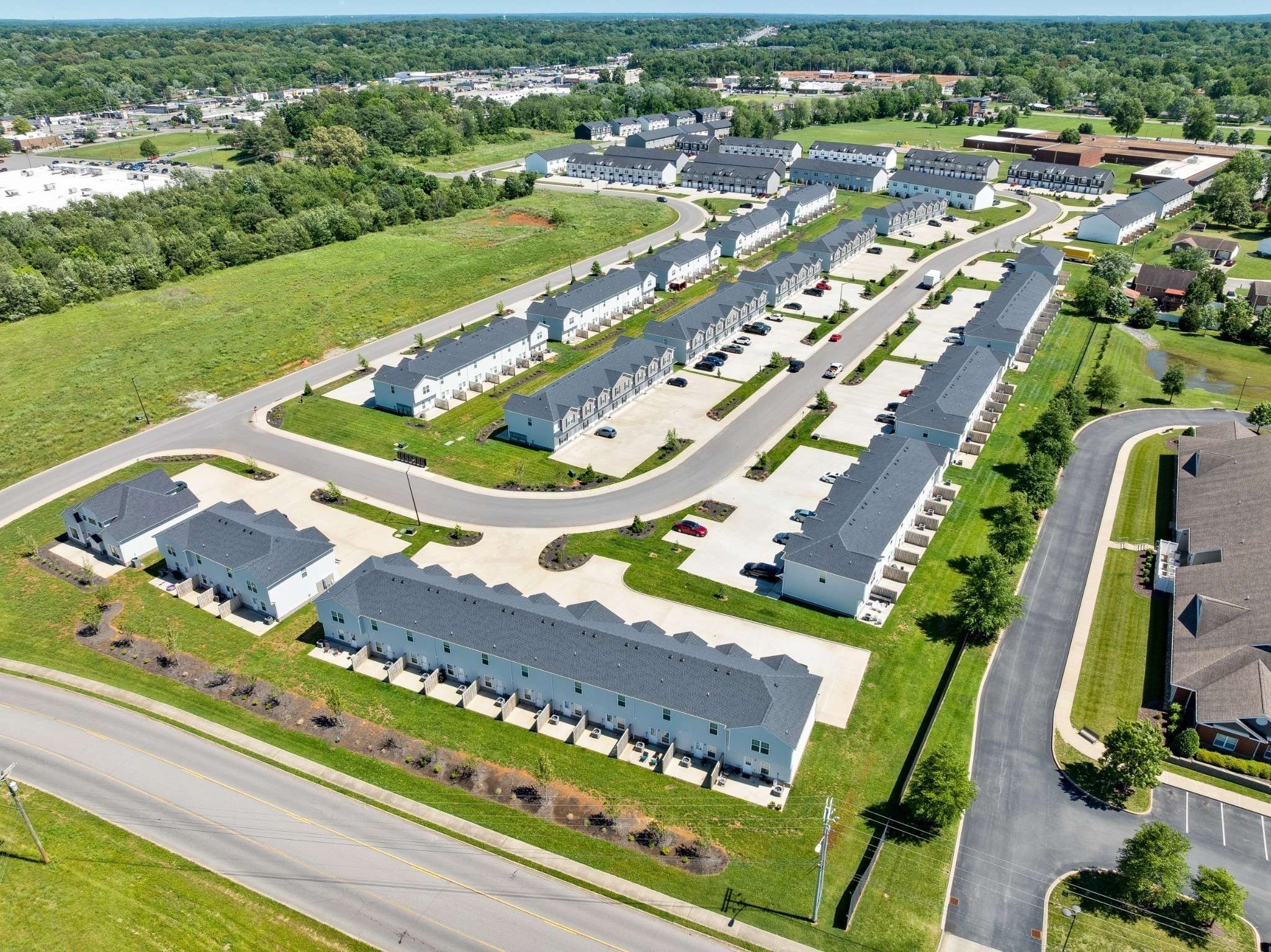 Clarksville, TN 37042,235 Drayton Dr #H