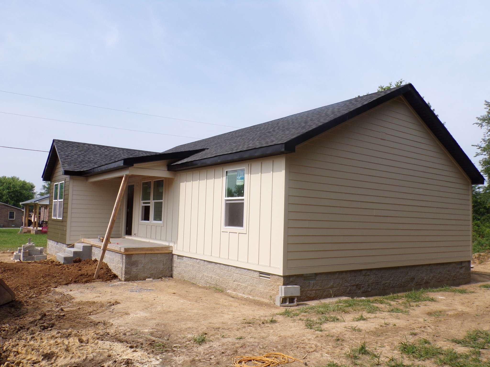 Smithville, TN 37166,921 Forrest Ave
