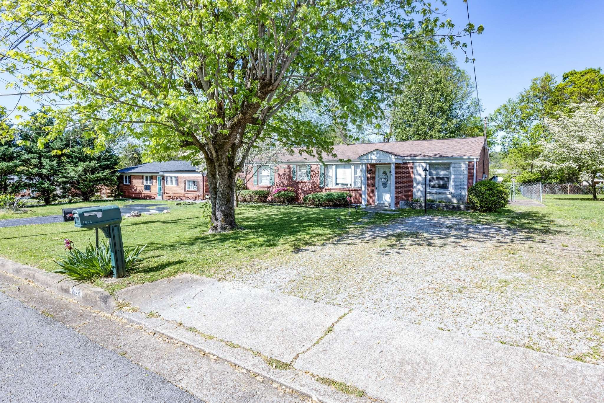 Columbia, TN 38401,1924 Lynnwood Dr