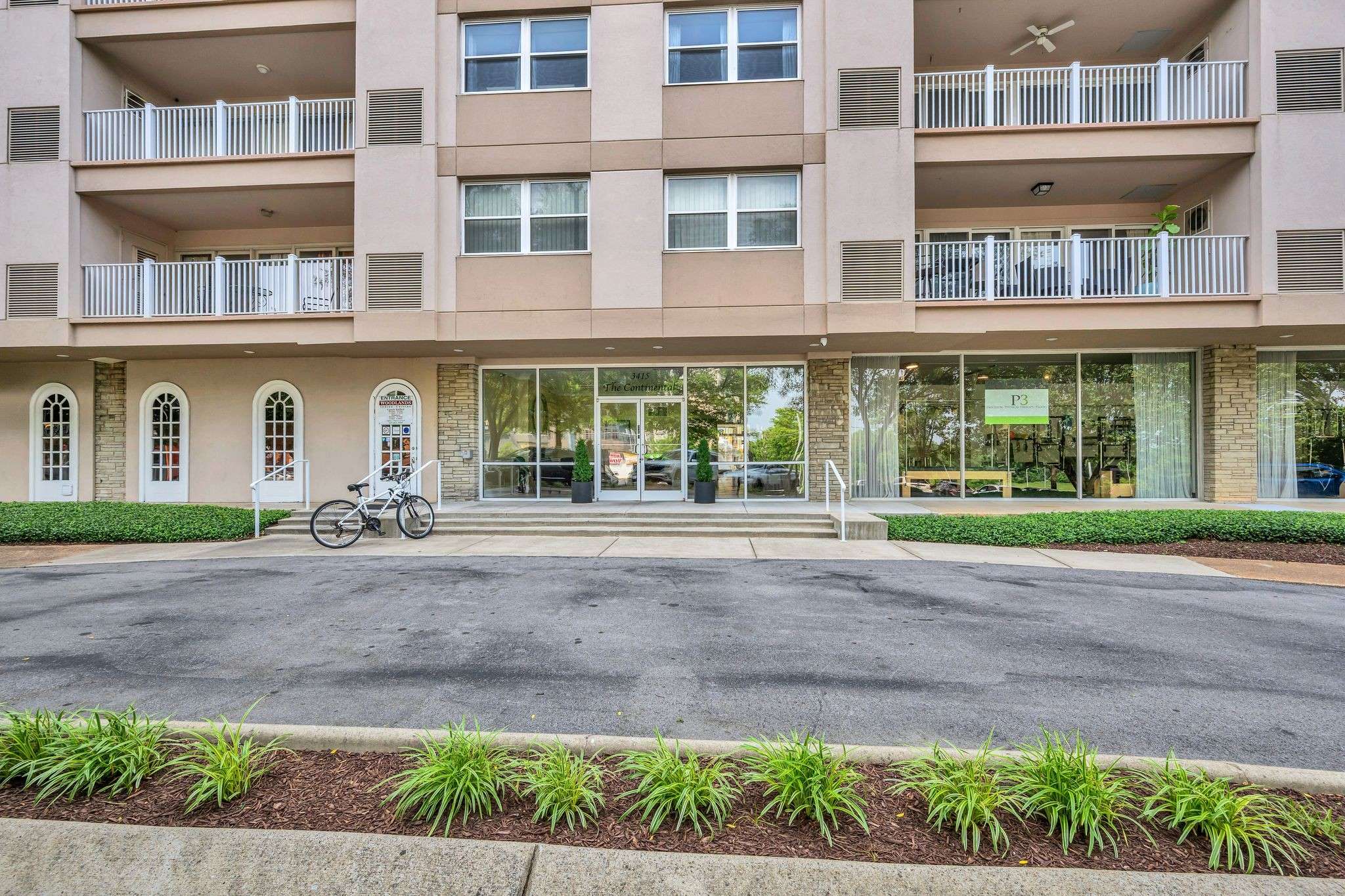 Nashville, TN 37203,3415 West End Ave #310