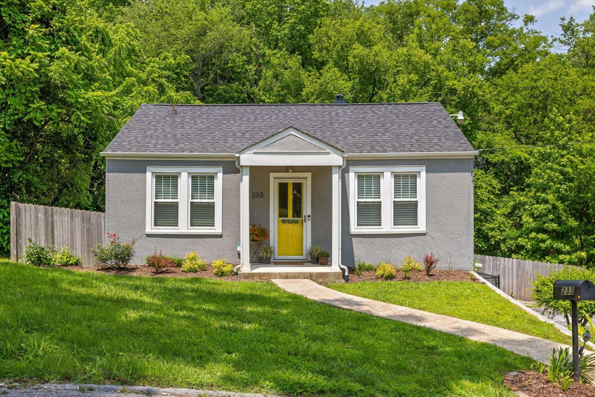 Chattanooga, TN 37415,233 Sweetland Drive