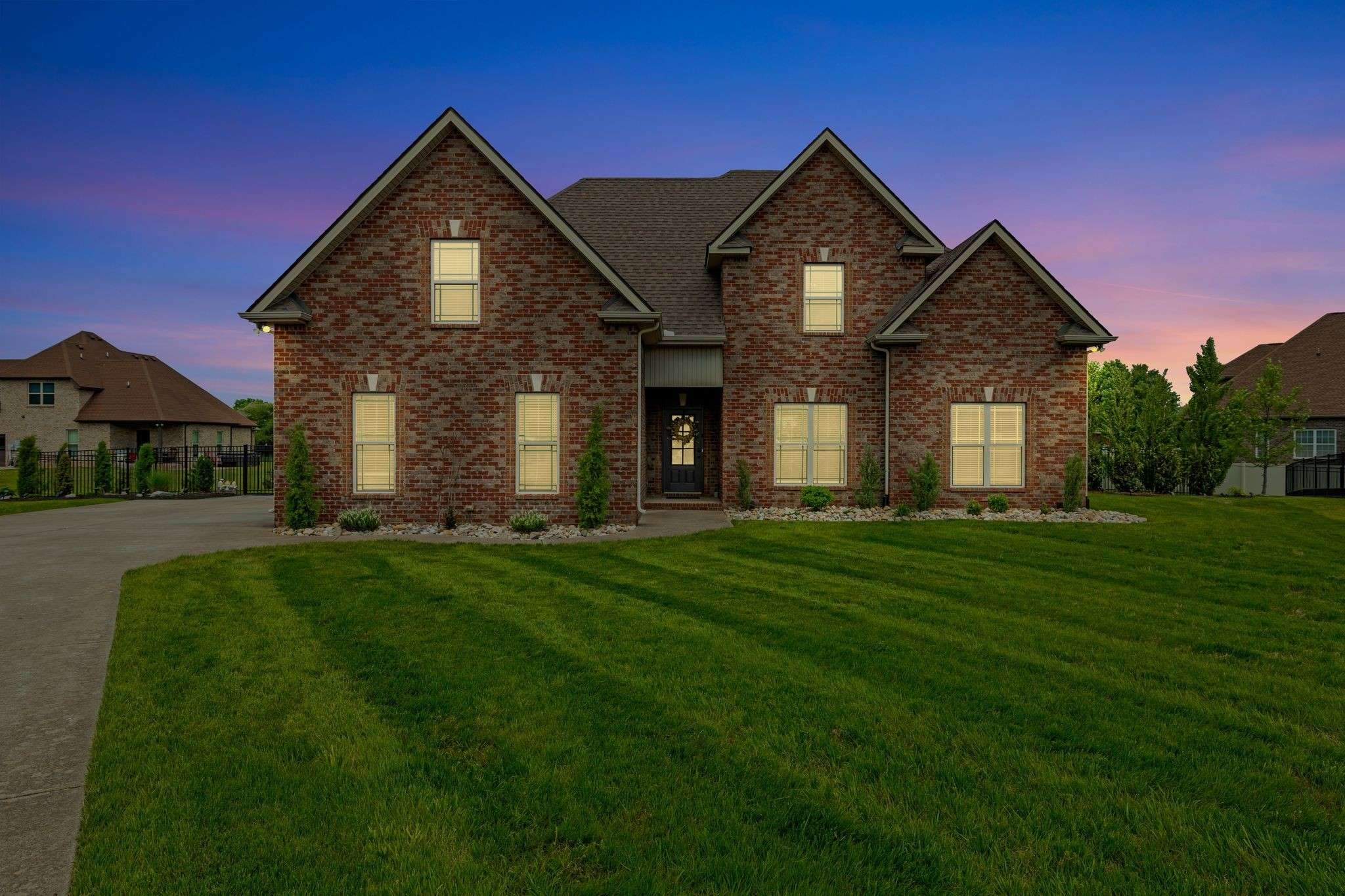 Murfreesboro, TN 37128,2406 Dewdrop Ct