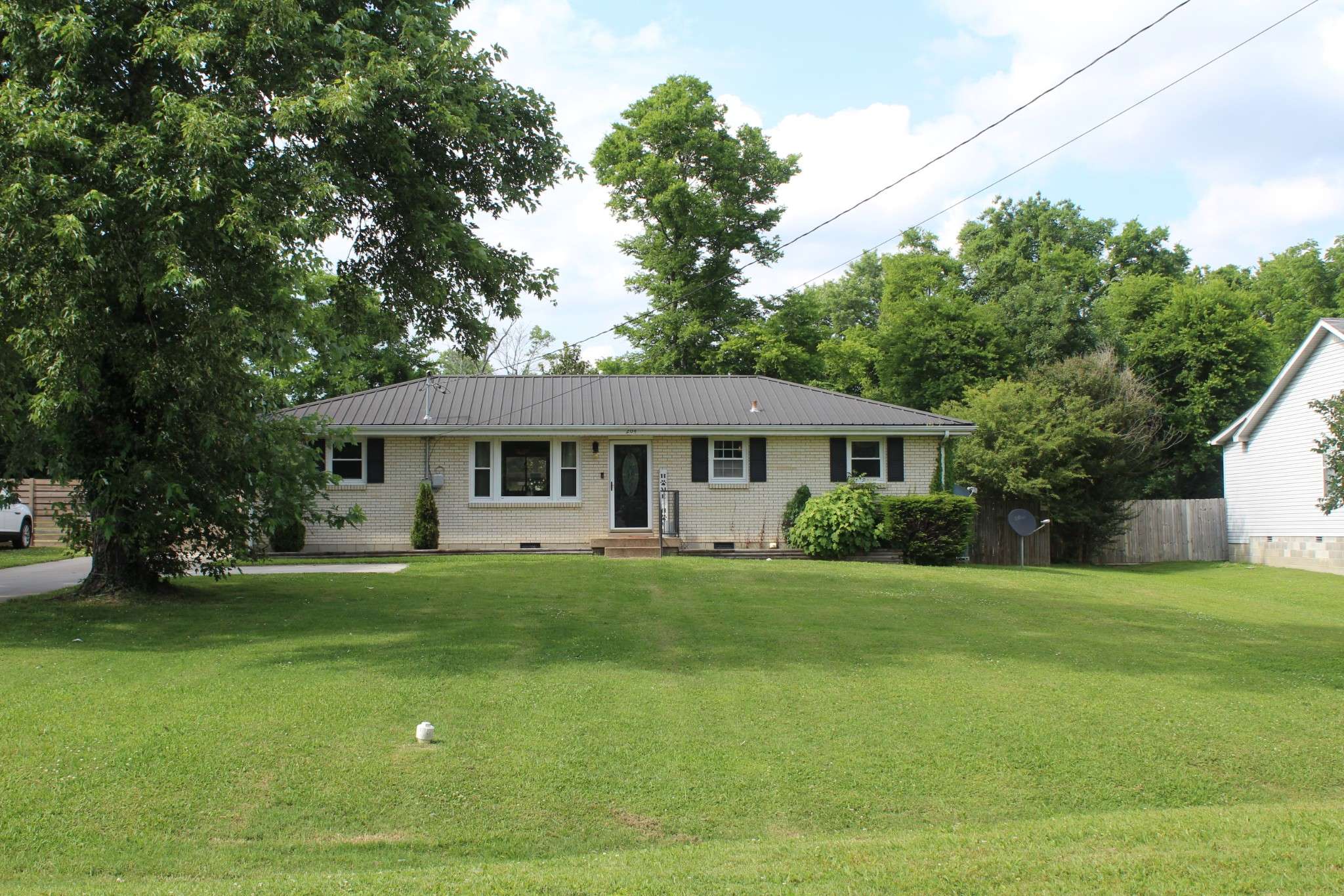 Hendersonville, TN 37075,204 Morris St