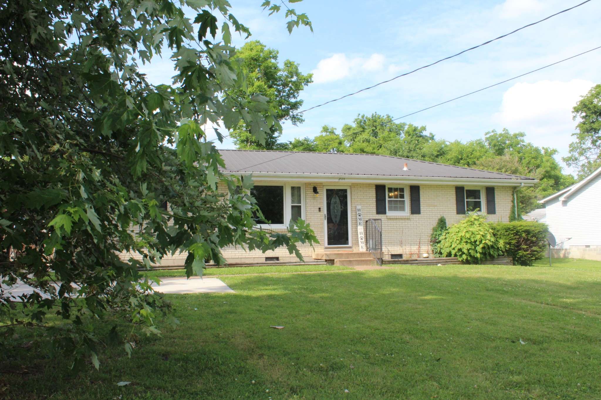 Hendersonville, TN 37075,204 Morris St