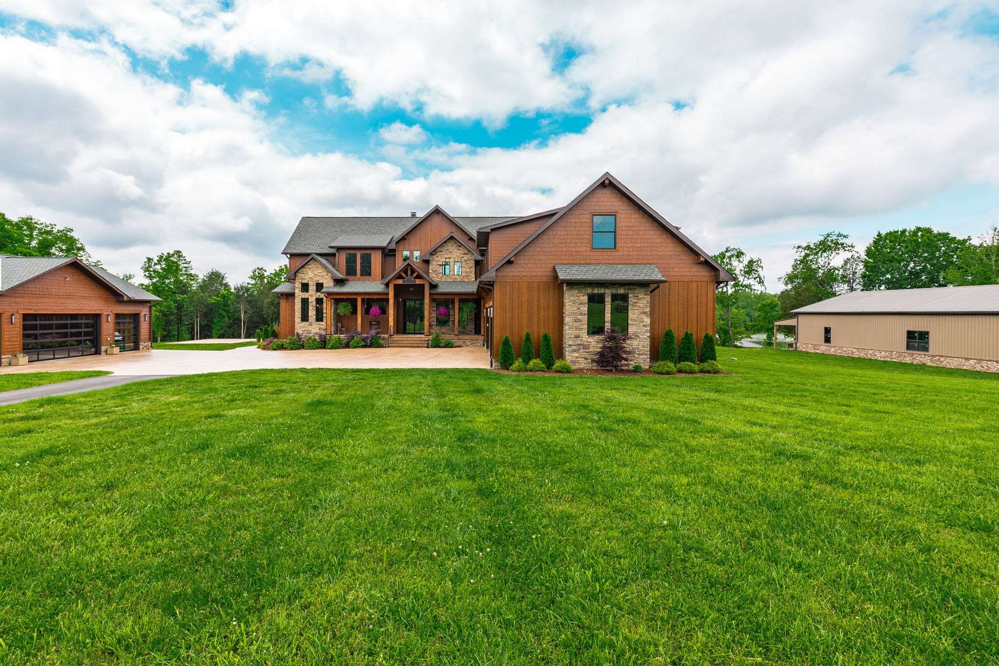 Gallatin, TN 37066,324 Lakeview Rd