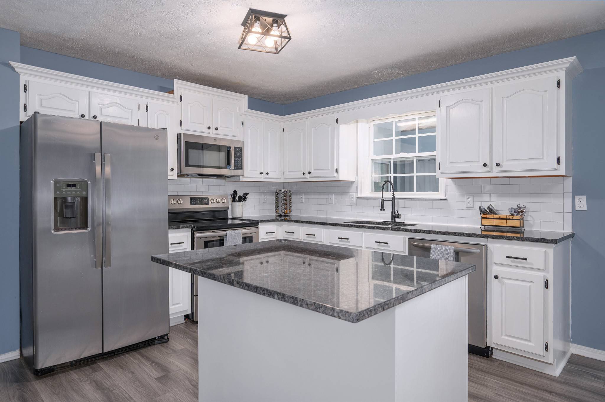 Hohenwald, TN 38462,115 Pin Oaks Ln