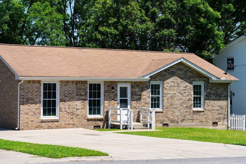 Hendersonville, TN 37075,505 Savely Dr