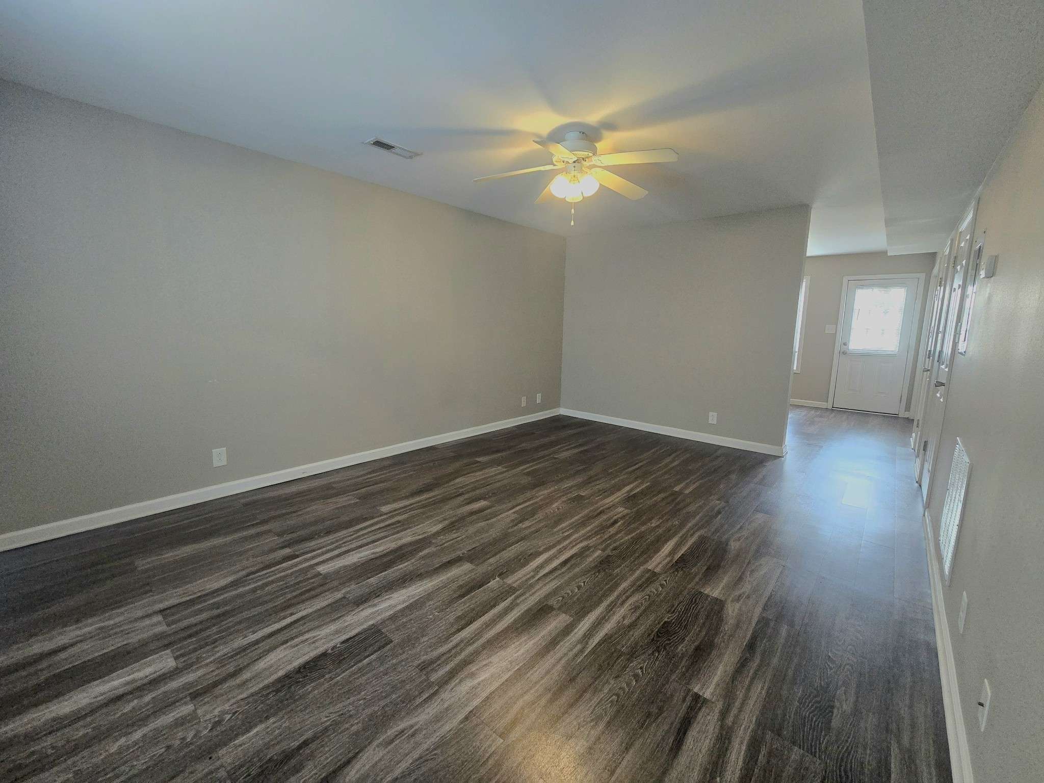 Clarksville, TN 37042,252 Executive Ave #1A