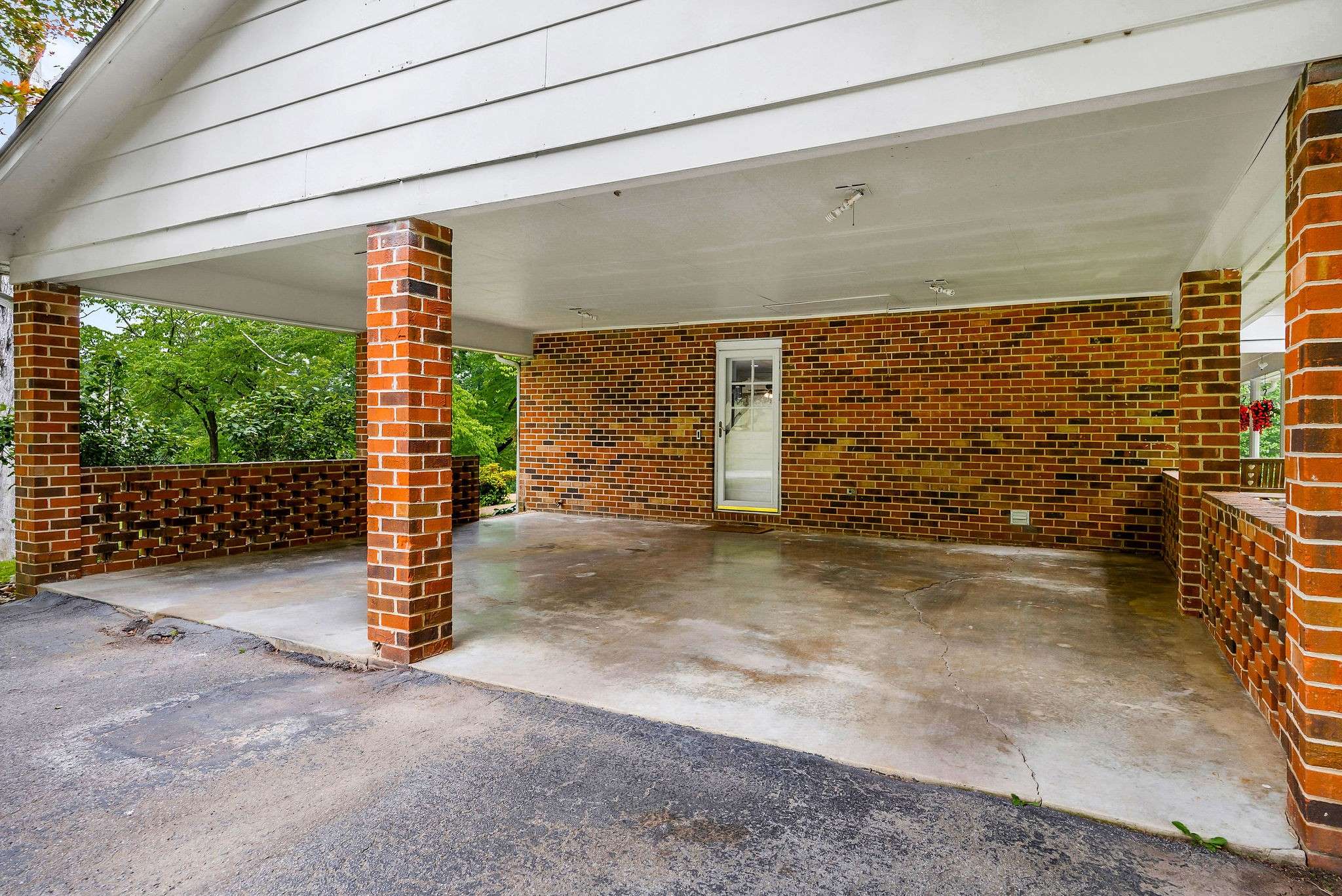 Mcminnville, TN 37110,526 Margaret Cir