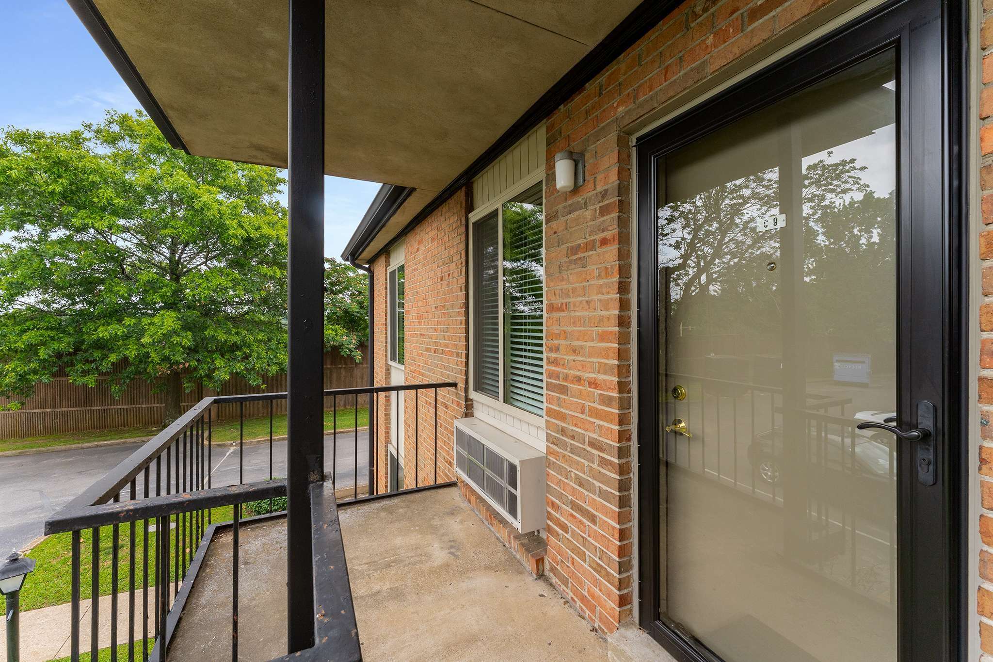 Nashville, TN 37212,2601 Hillsboro Pike #C9