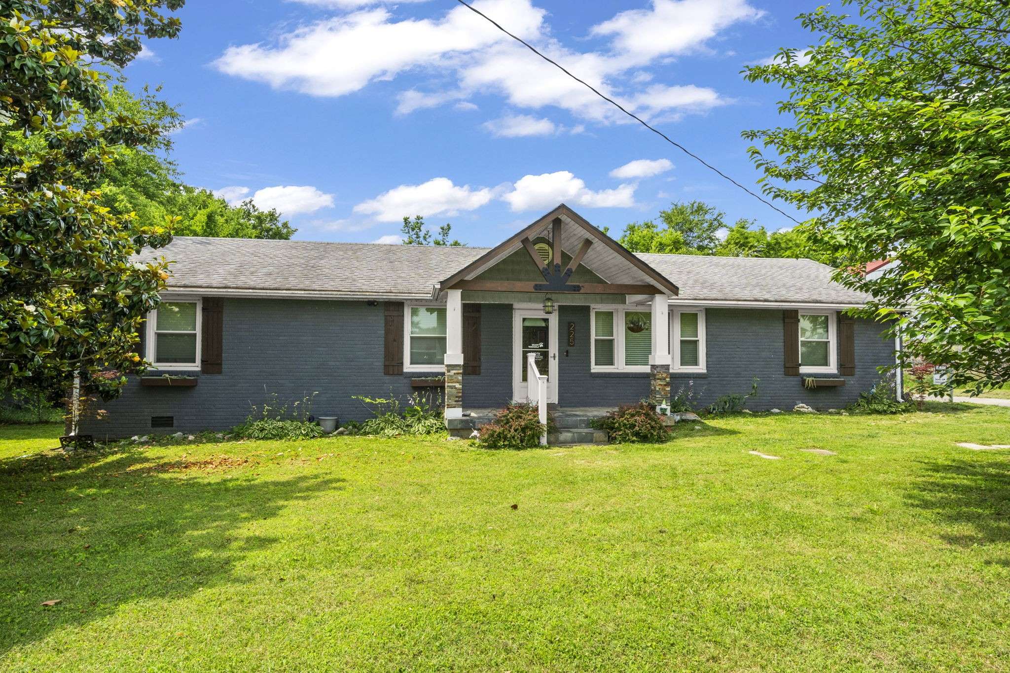 La Vergne, TN 37086,225 Nelson Dr