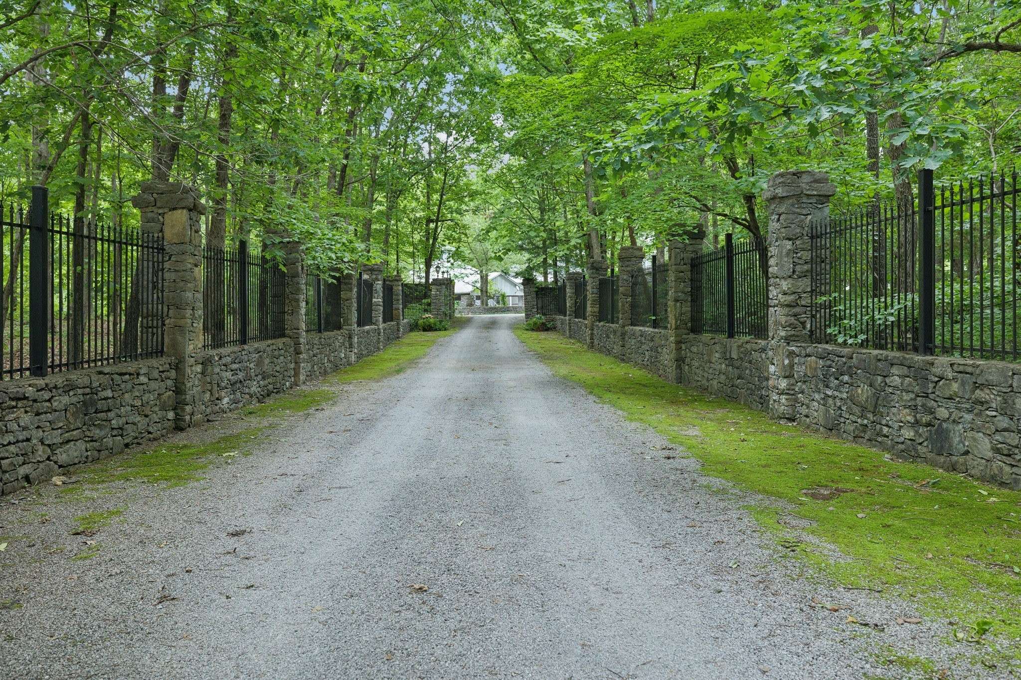 Kingston Springs, TN 37082,1105 Mount Pleasant Rd