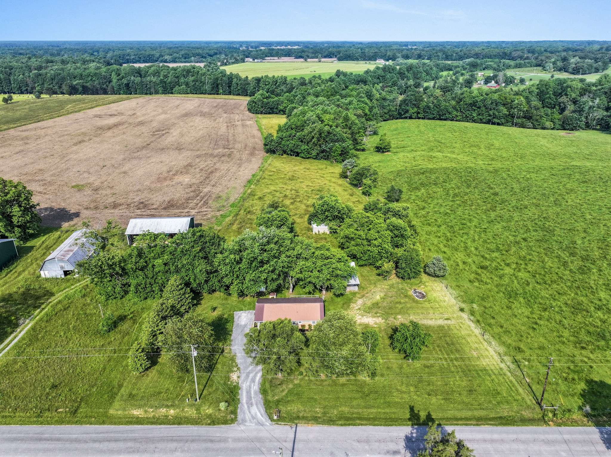 Woodbury, TN 37190,728 Lonnie Smith Rd
