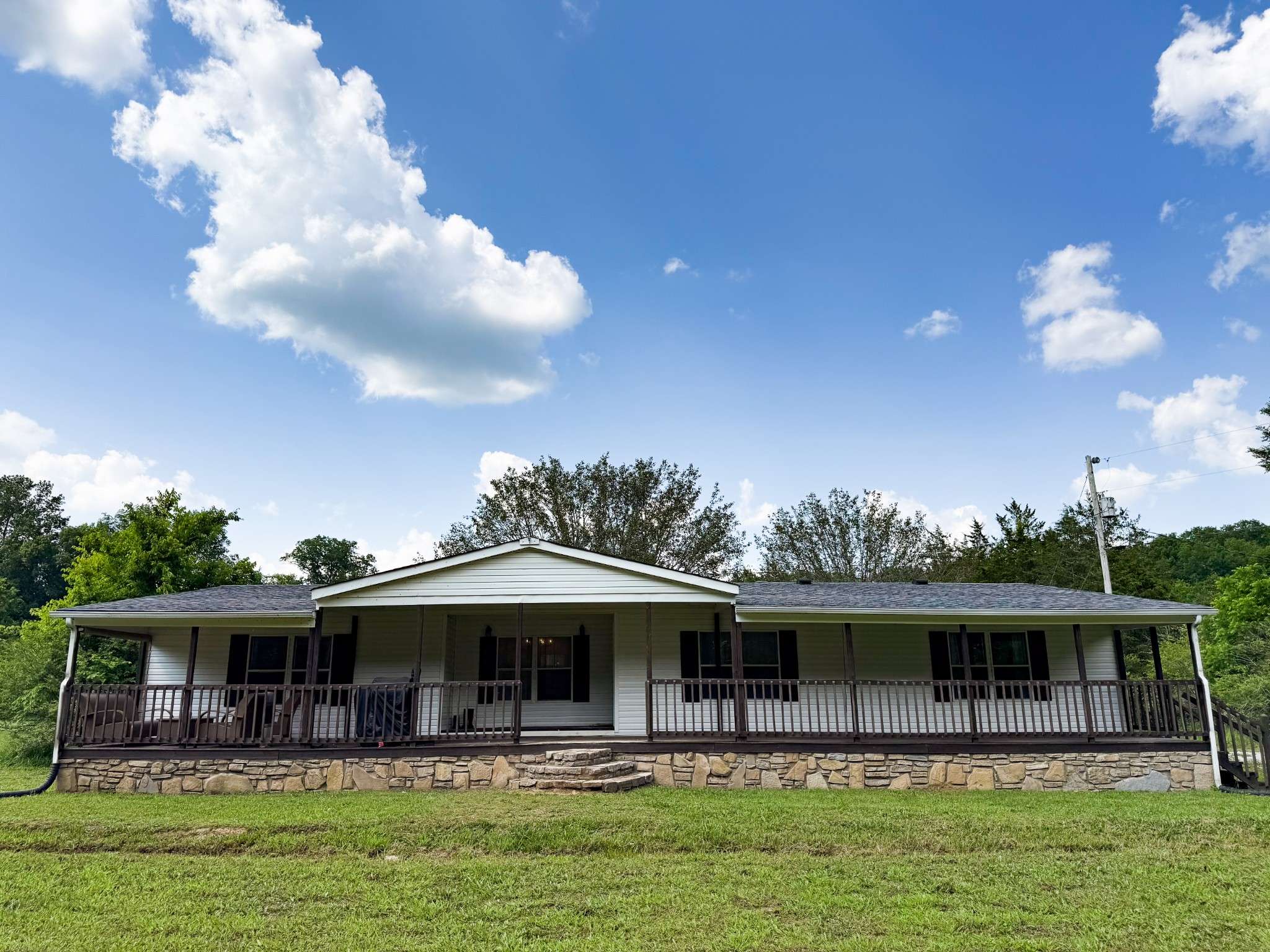 Columbia, TN 38401,5400 Creek View Rd