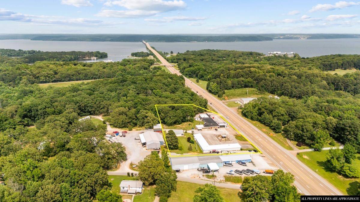 Buchanan, TN 38222,15555 Highway 79 #N