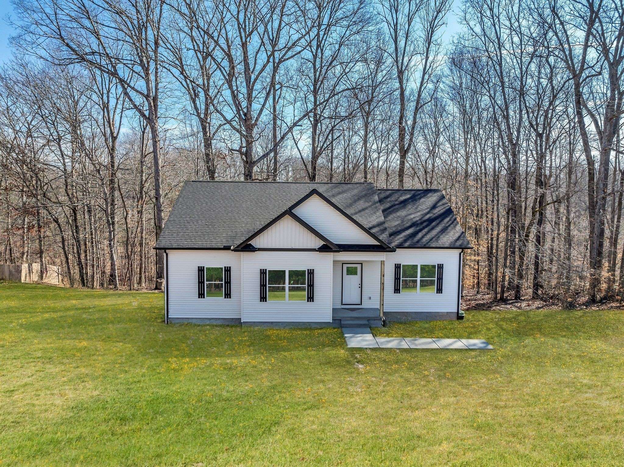 White Bluff, TN 37187,998 Jordan Circle
