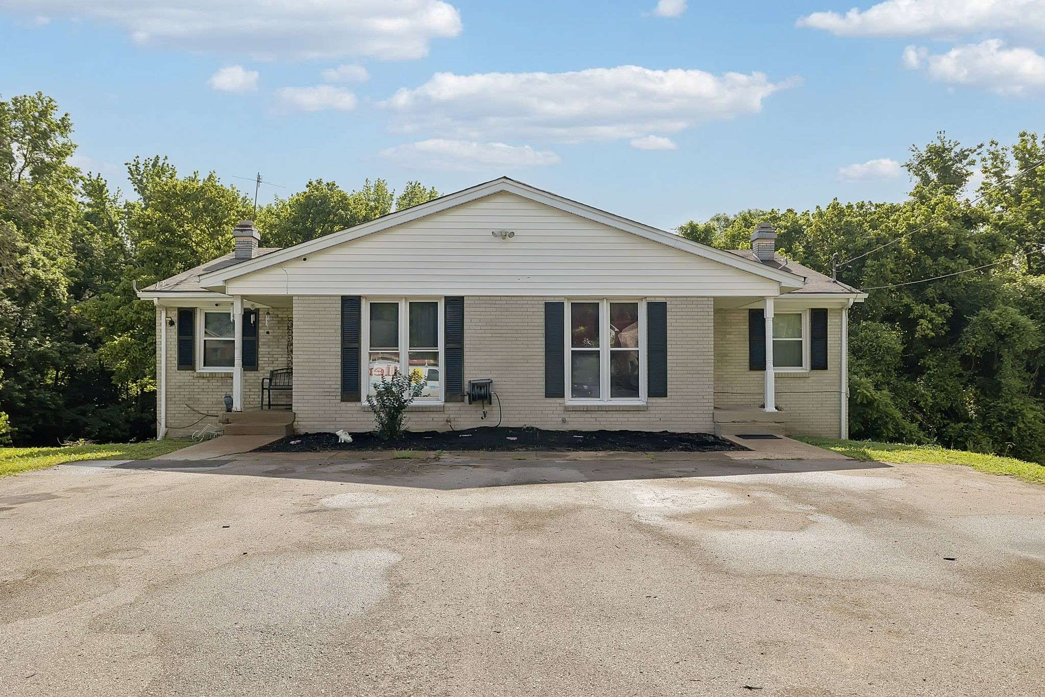 Hermitage, TN 37076,4750 Trenton Dr