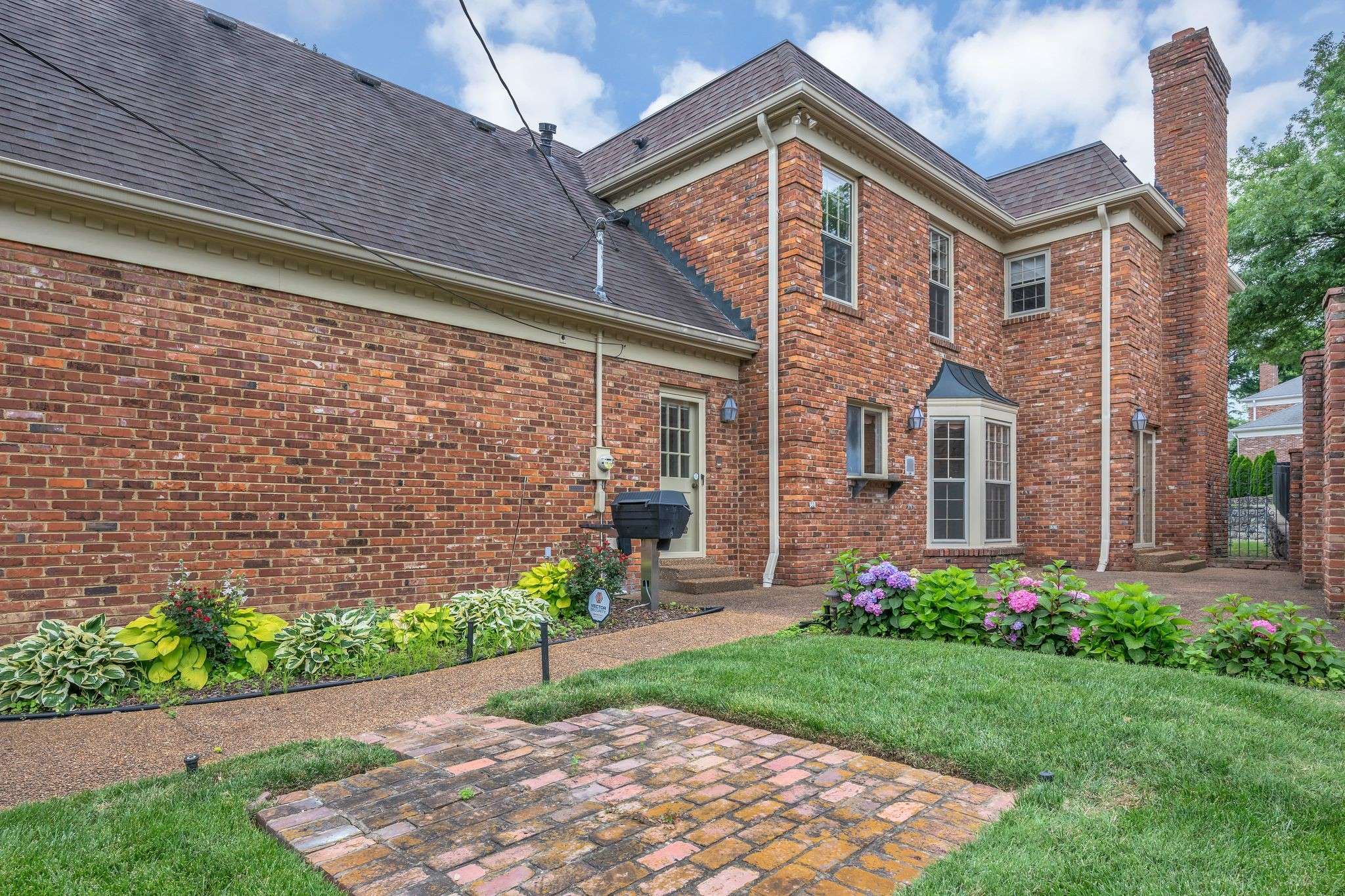 Nashville, TN 37215,4111 Legend Hall Dr #N