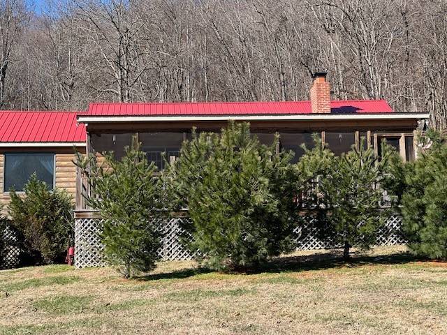 Lafayette, TN 37083,625 White Hollow Ln