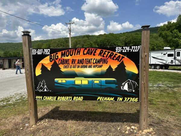 Pelham, TN 37366,444 Charlie Roberts Rd