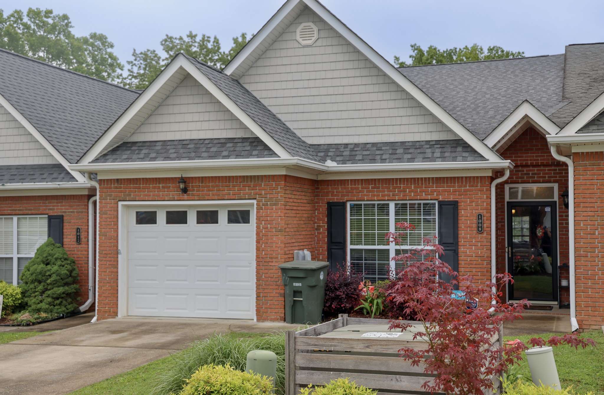 Chattanooga, TN 37421,1008 Grey Oaks Ln