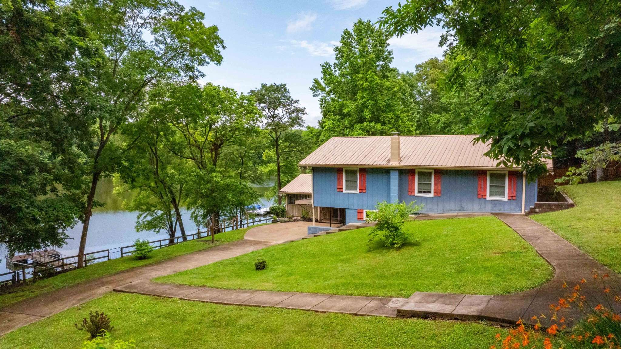 Dover, TN 37058,554 Hickman Shores Rd