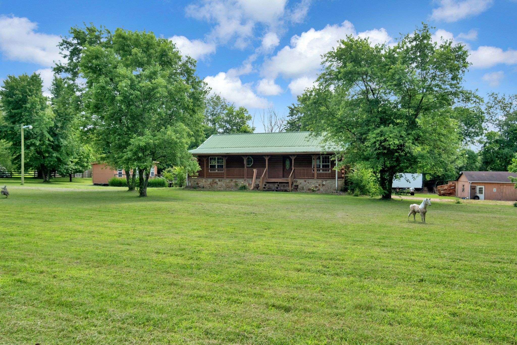 Bethpage, TN 37022,1010 Scott Rd
