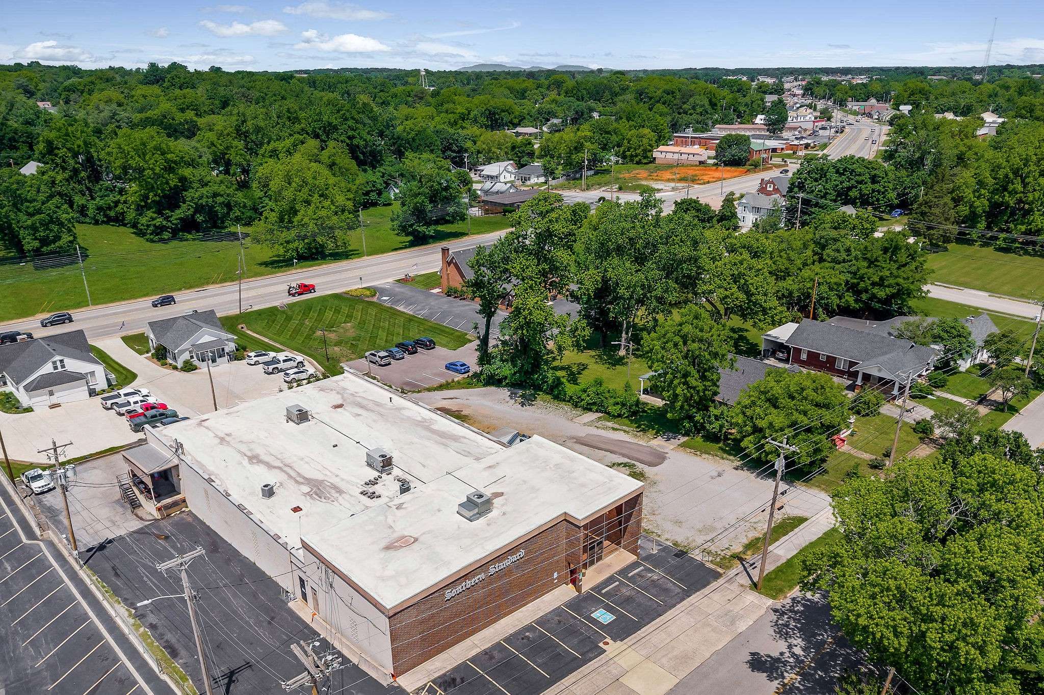Mcminnville, TN 37110,105 College St